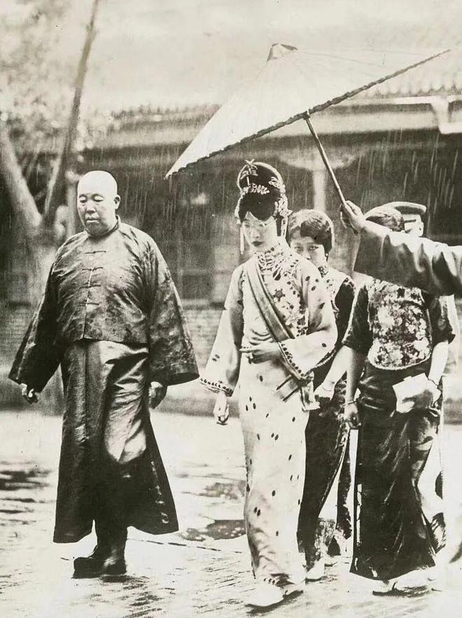 诱人极难弄到手的照片！龙8国际点此进入神秘(图28)