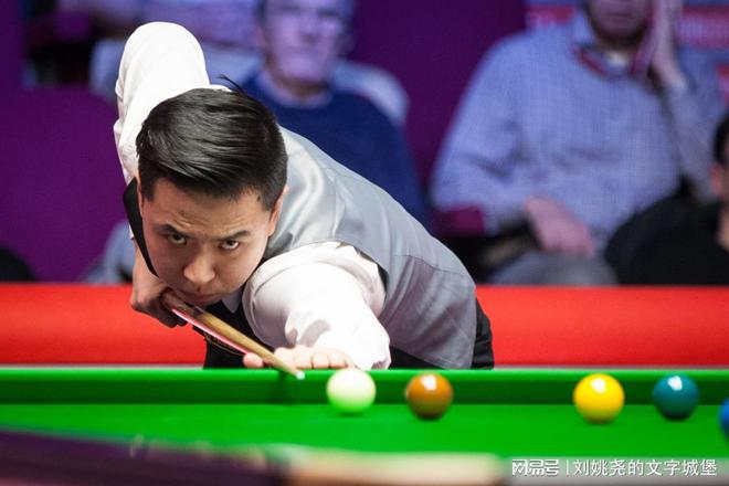 栋击败147先生晋级会师斯佳辉周跃龙陪跑long8唯一中国网站斯诺克传捷报！肖国